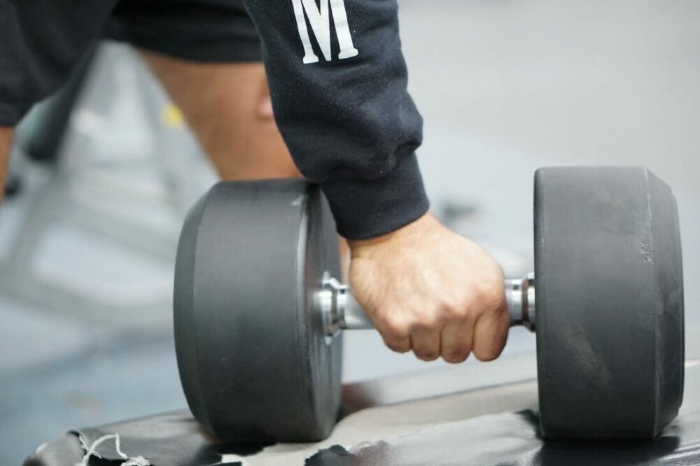 1_compress gym membership